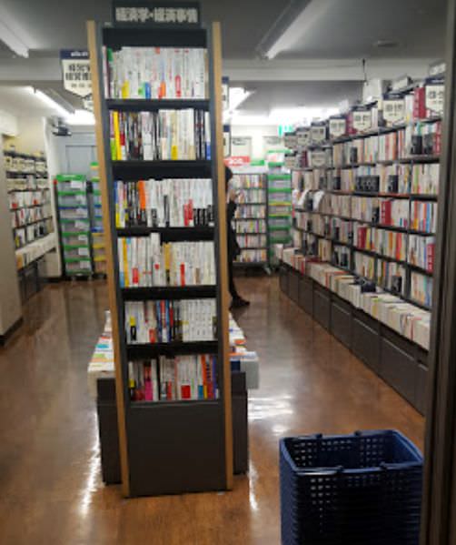 BOOKOFF 秋葉原駅前店 秋葉原の大きい本屋 店内